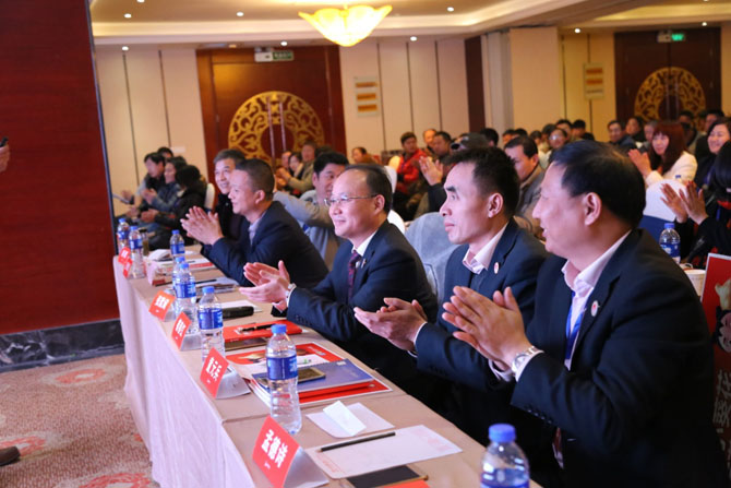 尊龙凯时四克肺热天下巡回推广运动拉开帷幕 | 公司新闻 | 尊龙凯时药业