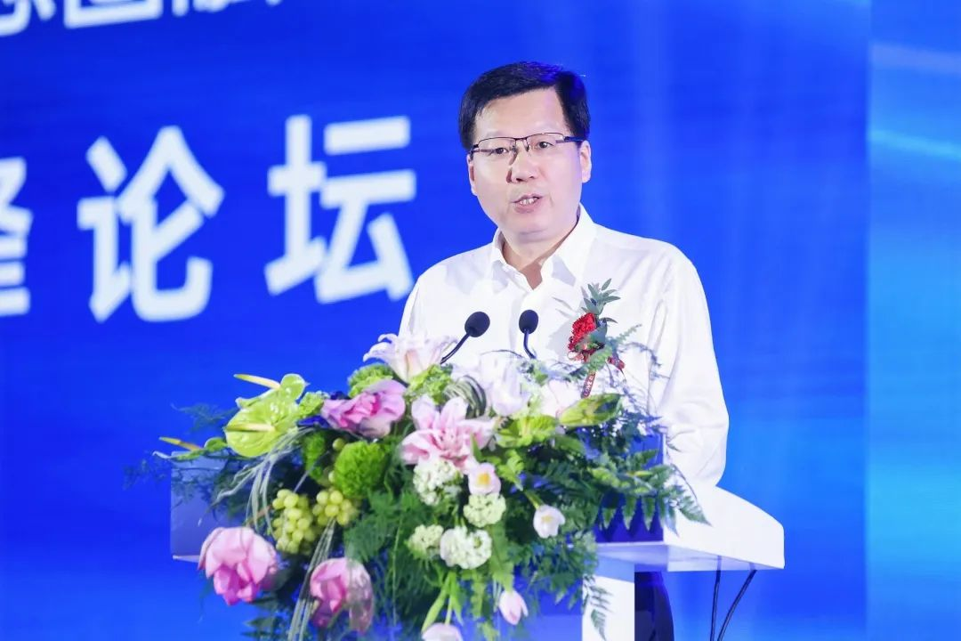 儿童康健智能与绿色生态圈融合生长岑岭论坛在？？？？？诰傩 | 公司新闻 | 尊龙凯时药业