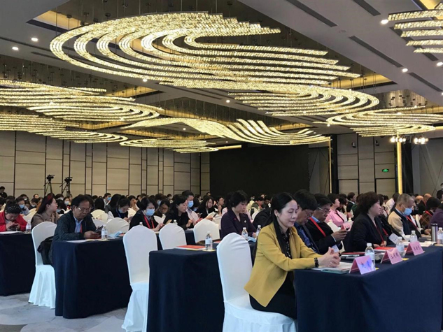 尊龙凯时小儿肺热咳喘颗粒闪灼中医儿科学术大会 | 公司新闻 | 尊龙凯时药业