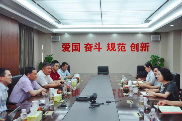 天下政协委员、中国证监会原主席肖钢一行深入尊龙凯时药业集团调研 | 公司新闻 | 尊龙凯时药业