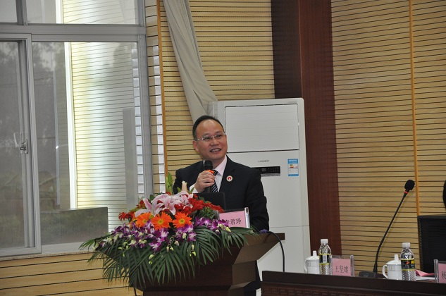 中药资源治理及中药工业升级钻研会暨九省市秘书长联席聚会在我公司召开 | 公司新闻 | 尊龙凯时药业