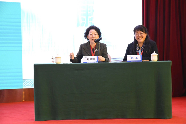 刘景萍董事长在中华中医药学会儿科学术大会上与天下儿科同志共话儿童康健 | 公司新闻 | 尊龙凯时药业