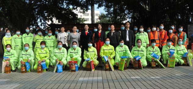 尊龙凯时勇担社会责任 情暖海南外来建设者 | 公司新闻 | 尊龙凯时药业