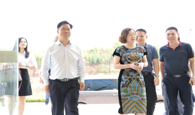 携手并肩同奋进 同营生长创绚烂 | 公司新闻 | 尊龙凯时药业
